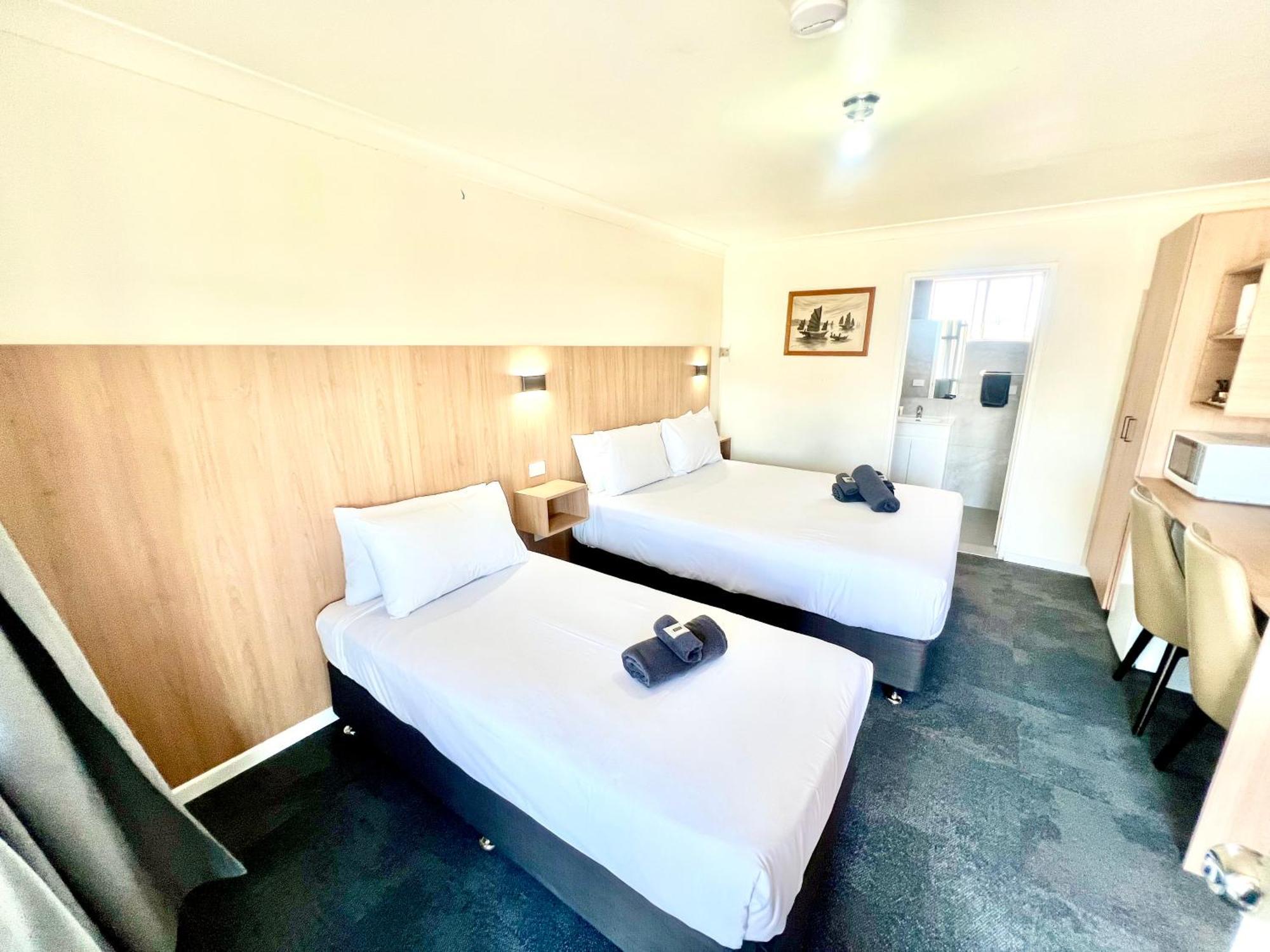 Adrian Motel Форбс Екстериор снимка
