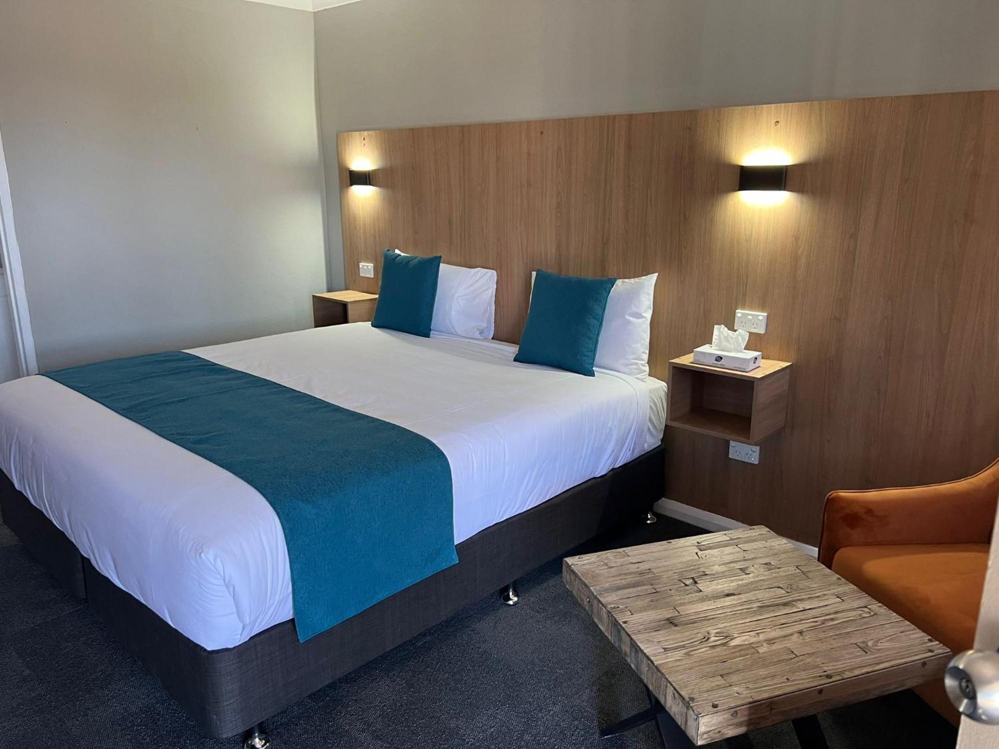 Adrian Motel Форбс Екстериор снимка